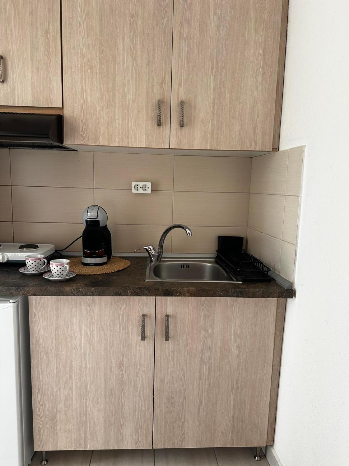 Elena Rooms-Apartments Asprovalta Bagian luar foto
