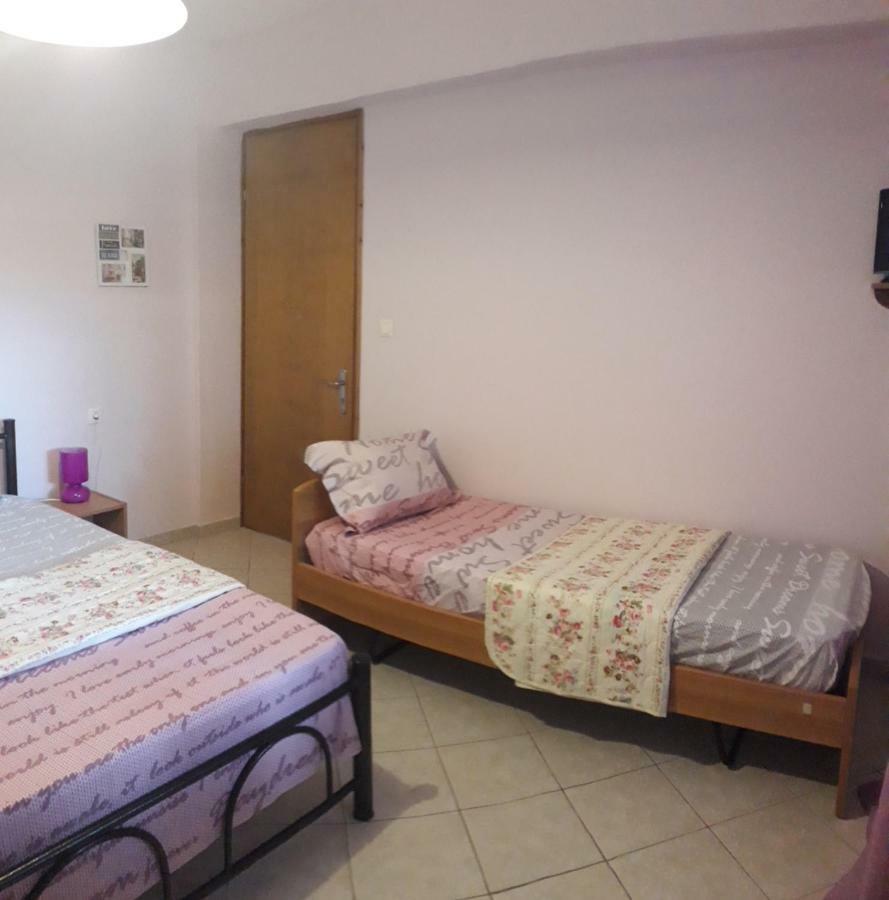 Elena Rooms-Apartments Asprovalta Bagian luar foto